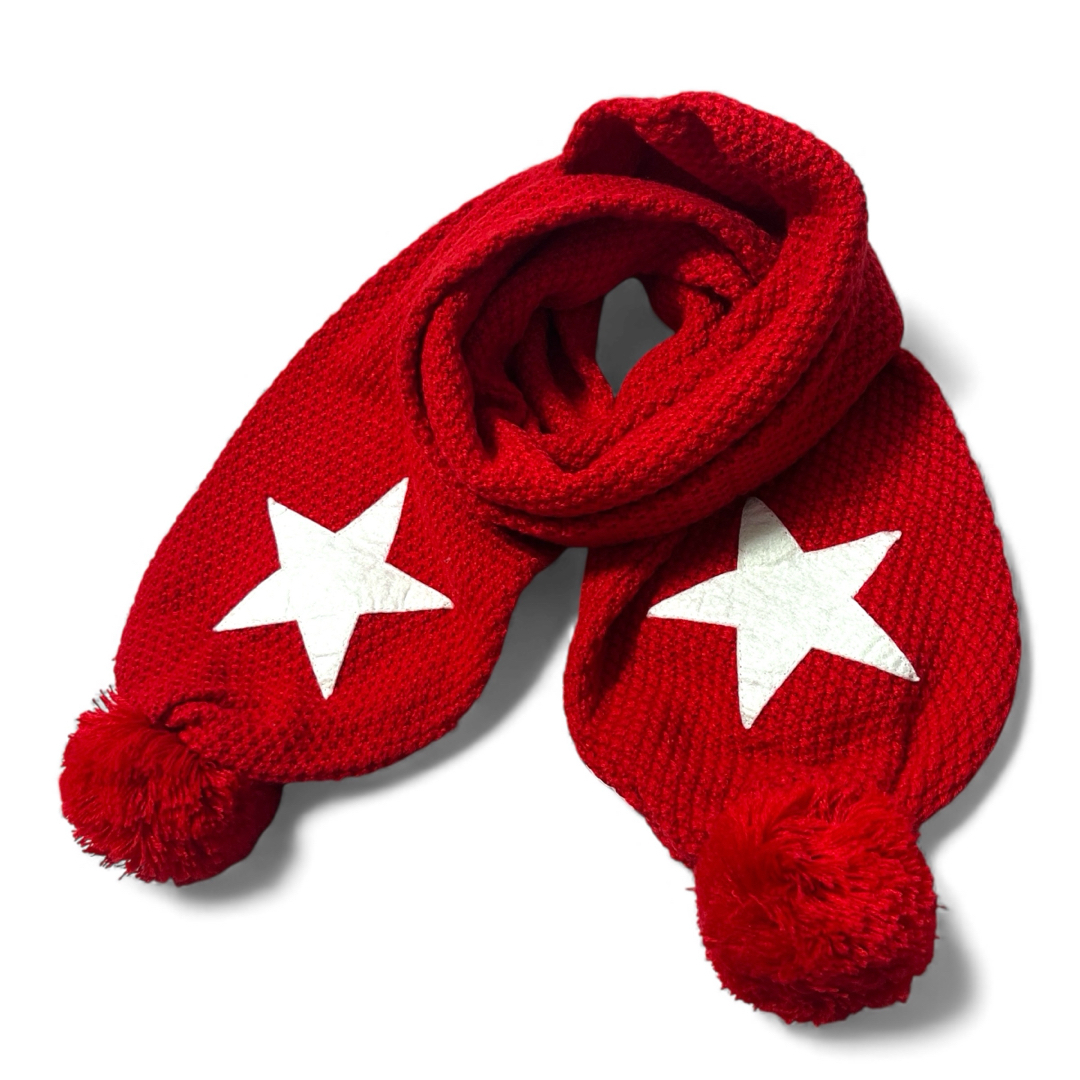 agnes b.(アニエスベー)の【美品】agnes b. アニエスベー キッズ マフラー ニット帽 セット 赤 キッズ/ベビー/マタニティのこども用ファッション小物(マフラー/ストール)の商品写真