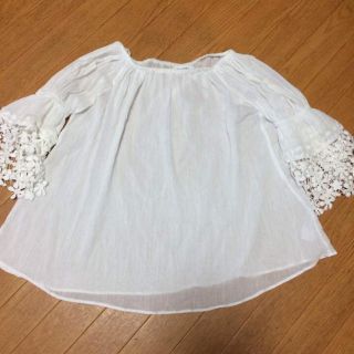 マウジー(moussy)の美品 moussy オフショルダーガーゼトップス(その他)