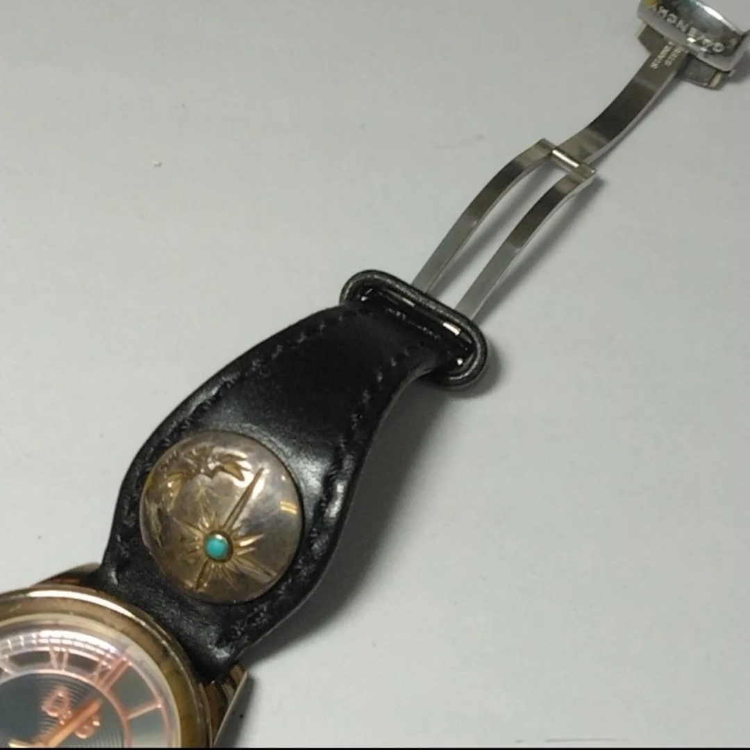 D&G(ディーアンドジー)のD&G ツェルマット メンズ クオーツ腕時計 DW0628 銀製コンチョ2個 メンズの時計(腕時計(アナログ))の商品写真