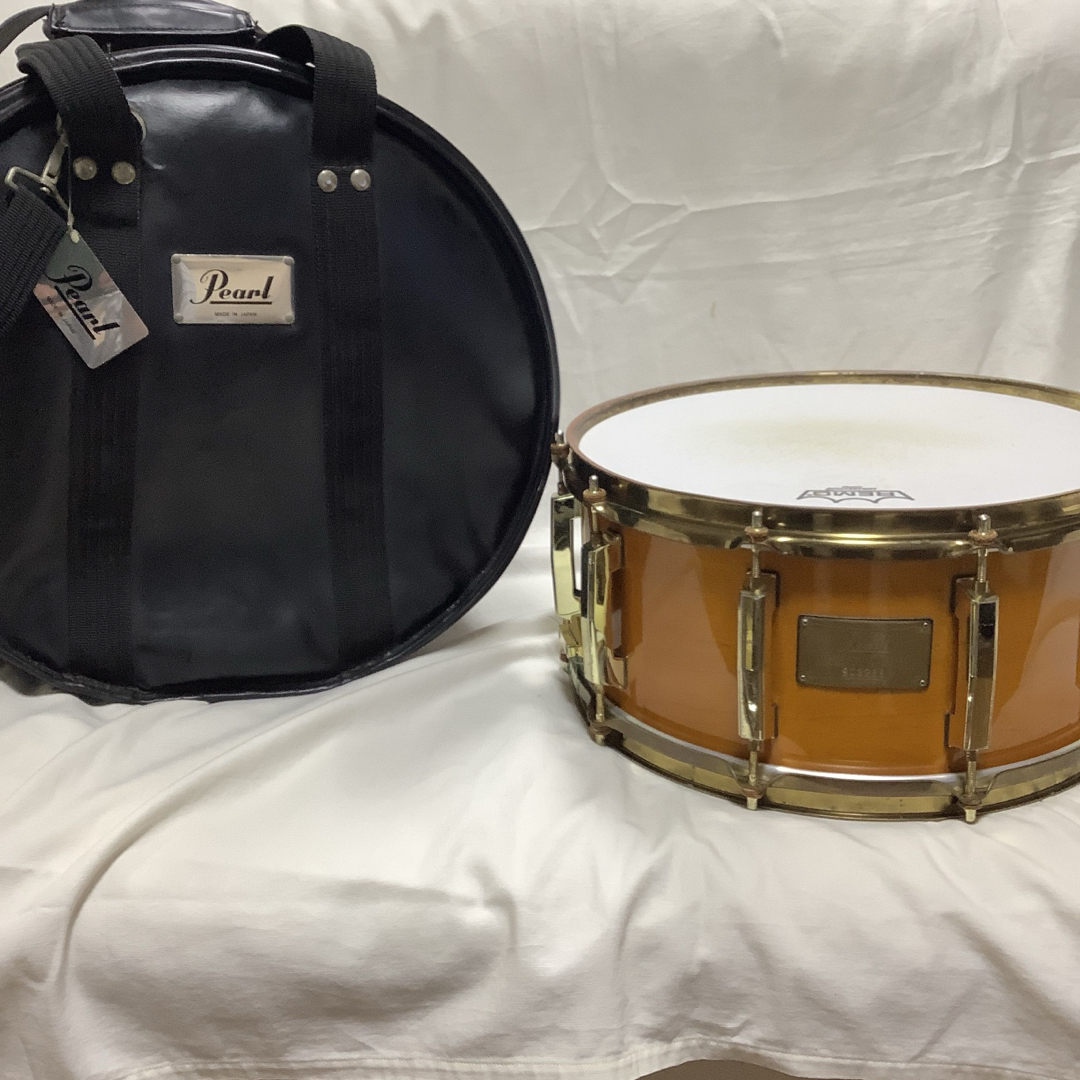 pearl(パール)の純正ケース付！【パール カスタムクラシック 14×6.5 CL-5314-BR】 楽器のドラム(スネア)の商品写真