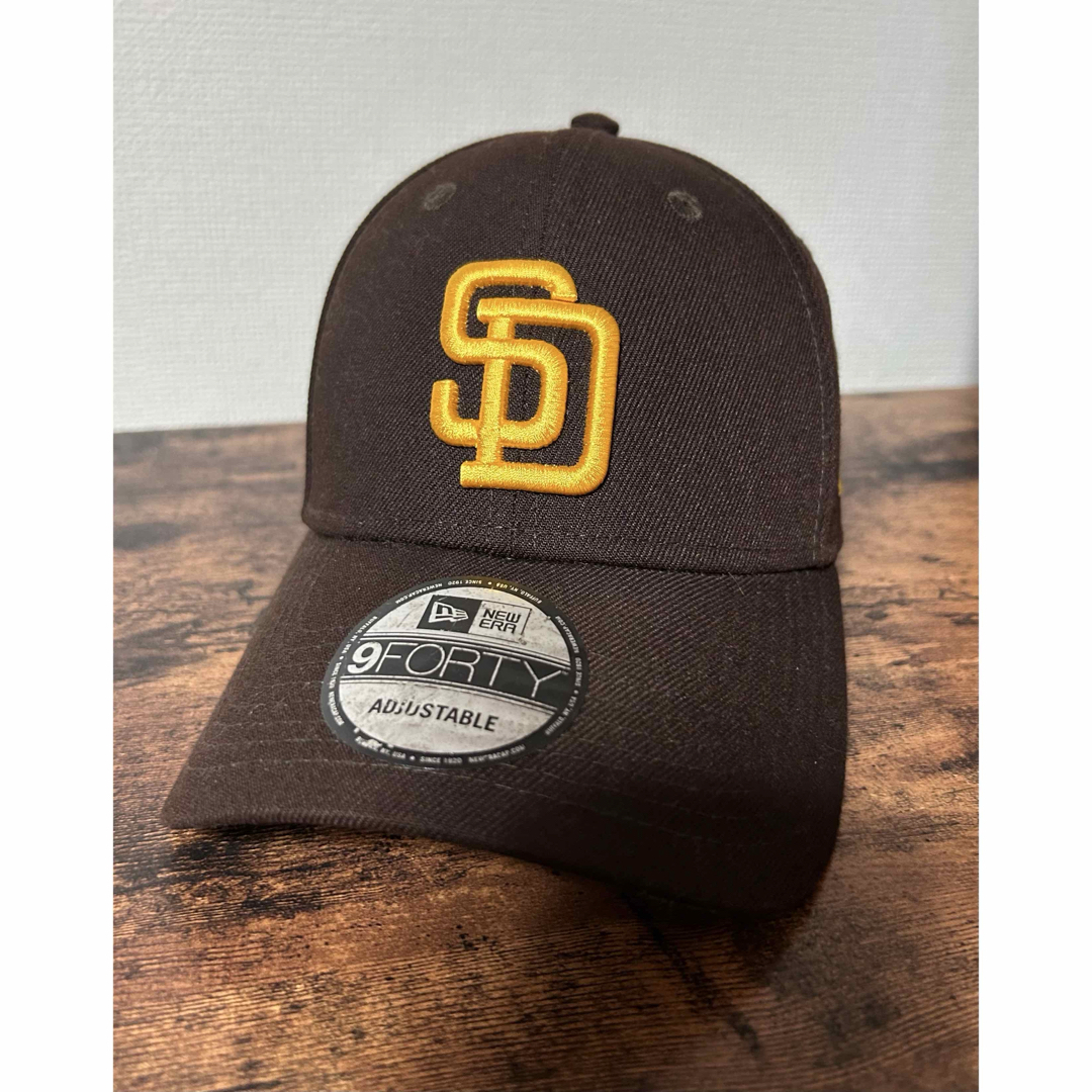 NEW ERA(ニューエラ)の9FORTY MLBワールドシリーズ サンディエゴ・パドレス サイドパッチ メンズの帽子(キャップ)の商品写真