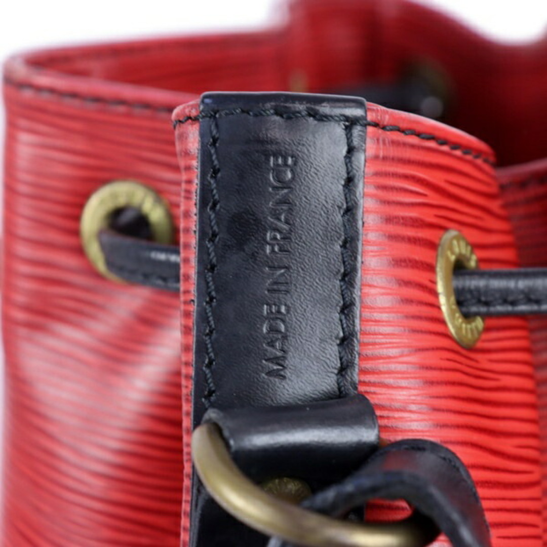 LOUIS VUITTON(ルイヴィトン)のBランク【ルイ・ヴィトン】プチノエ/M44172/エピ/カスティリアンレッド/ノワール/バイカラー/ショルダーバッグ/LOUIS VUITTON レディースのバッグ(メッセンジャーバッグ)の商品写真