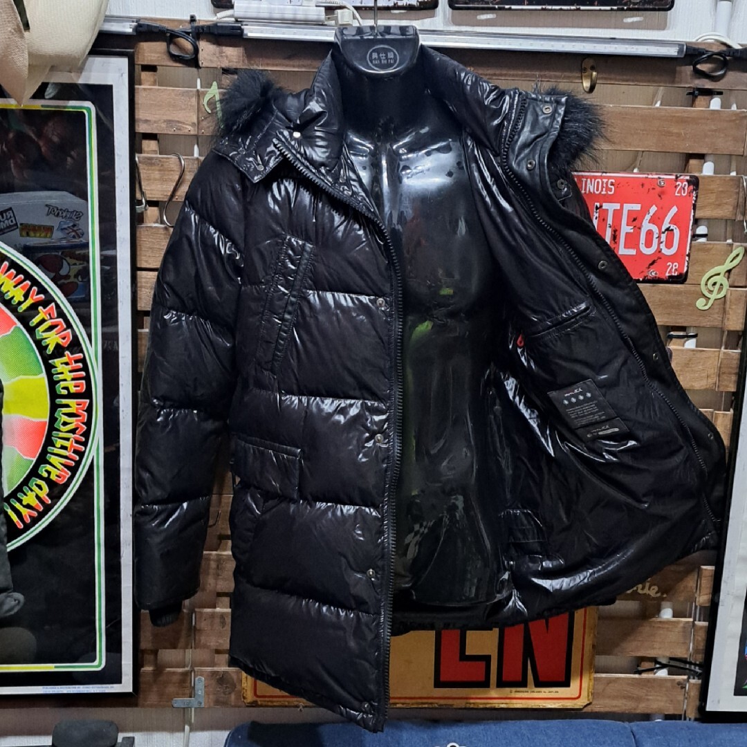 AKM(エイケイエム)の定価19.8万　AKM×DUVETICA　マーモットファー　N-3Bダウンコート メンズのジャケット/アウター(ダウンジャケット)の商品写真