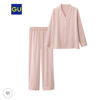 ジーユー(GU)のGU サテンパジャマ ピンク(パジャマ)