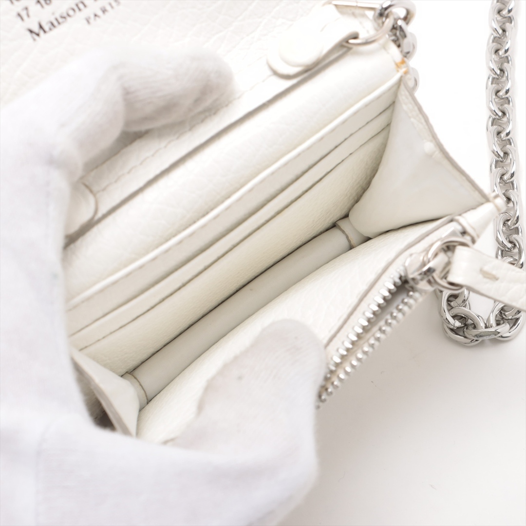 極美品 メゾン マルジェラ 4ステッチ チェーン ウォレット レザー 二つ折り 財布 斜め掛け ショルダー レディース EEE BS32-97 レディースのファッション小物(財布)の商品写真