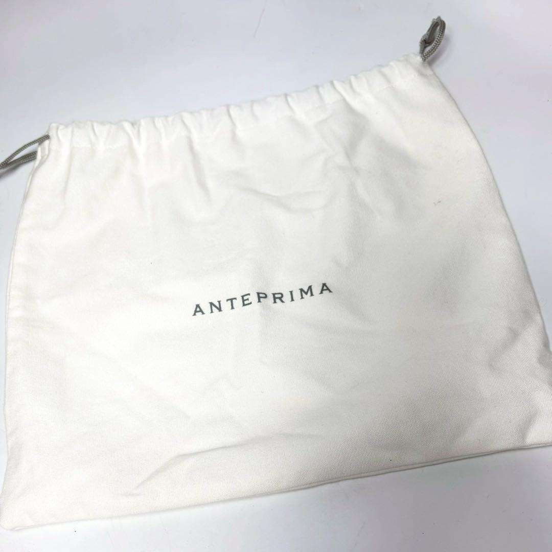 ANTEPRIMA(アンテプリマ)のアンテプリマ　ハローキティ　セミシャイニーホワイト　チェーンショルダーバッグ レディースのバッグ(ショルダーバッグ)の商品写真