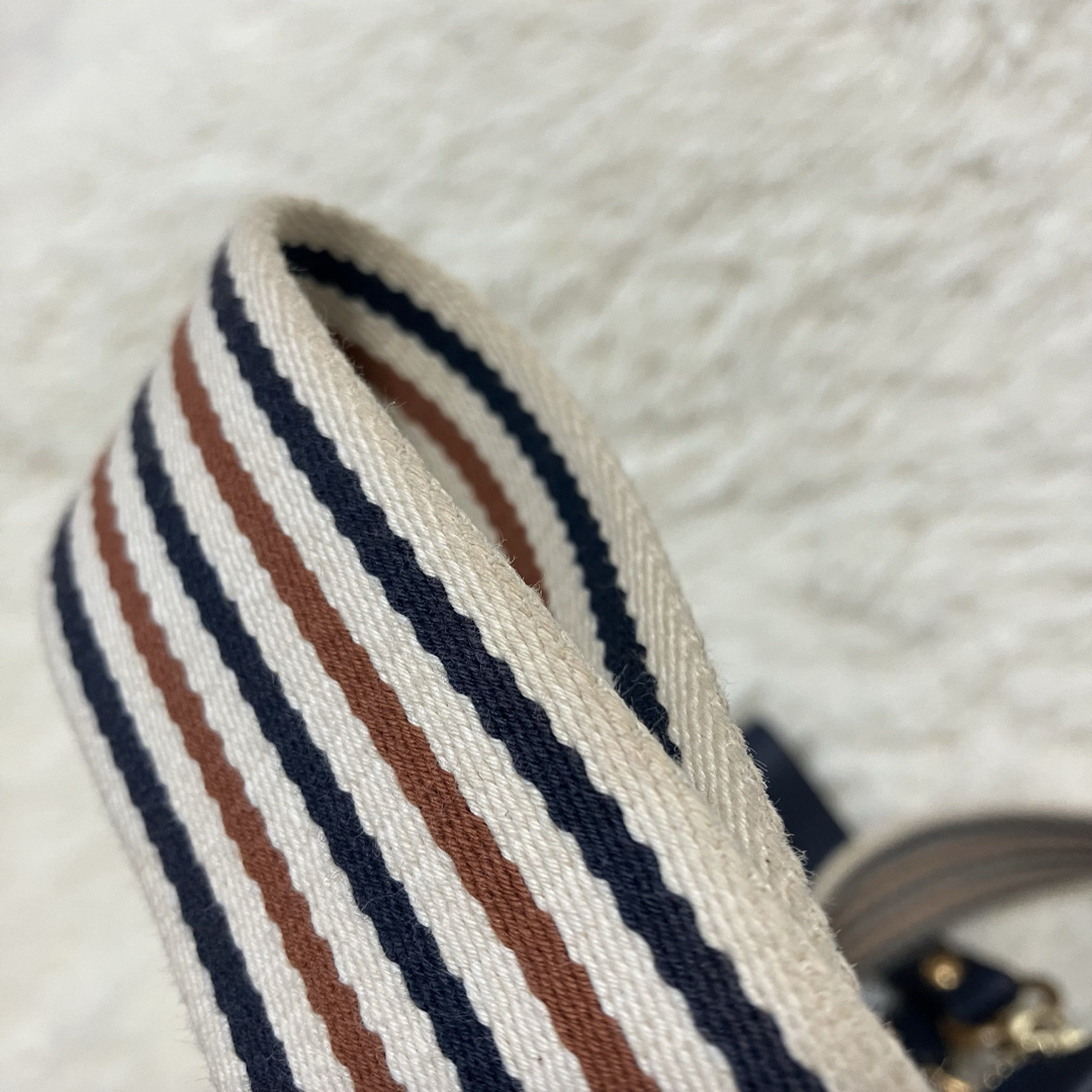 Tory Burch(トリーバーチ)のTORY BURCH✨トリーバーチ　 ペリーハイ　ショルダーバッグ レディースのバッグ(ショルダーバッグ)の商品写真