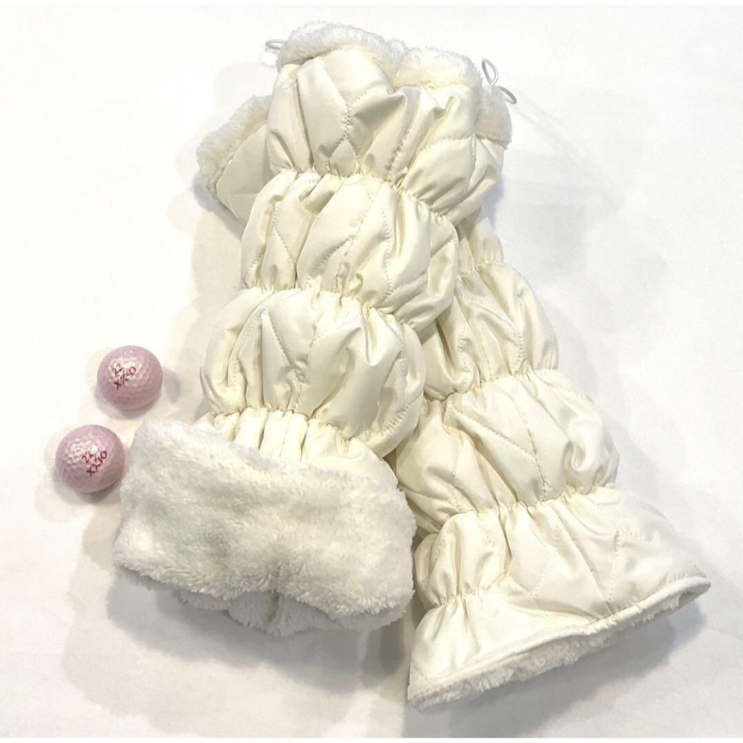 【新品】ゴルフ　テニス　白　ボア　フリース レッグウォーマー レディースのレッグウェア(レッグウォーマー)の商品写真