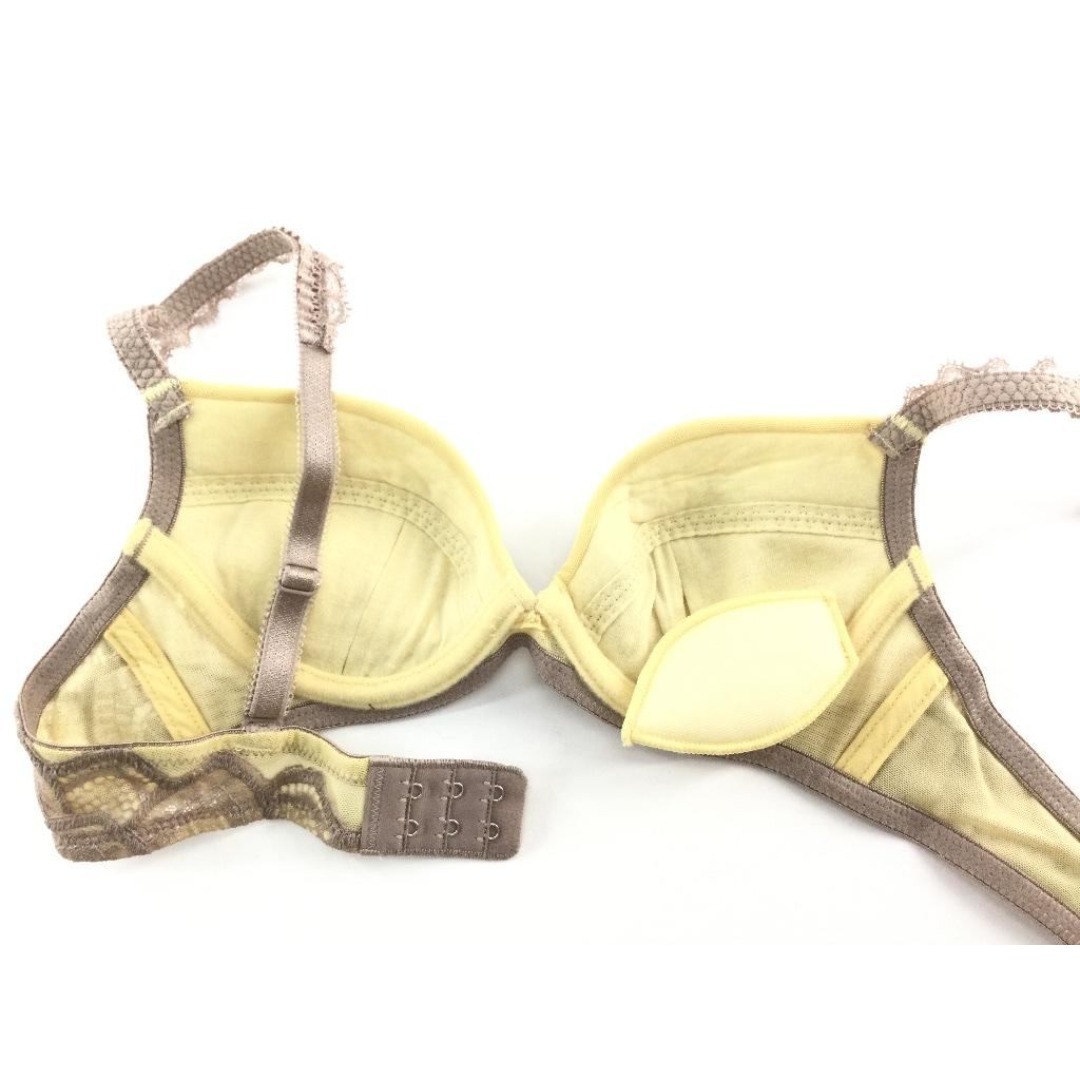 ブラジャー Triumph 凛としたブラジャー C70 ブラウン U1269 レディースの下着/アンダーウェア(ブラ)の商品写真