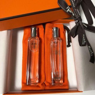 エルメス(Hermes)のエルメス　ミニボトル 香水 二種類 （専用布ポーチ＋箱付）(香水(女性用))