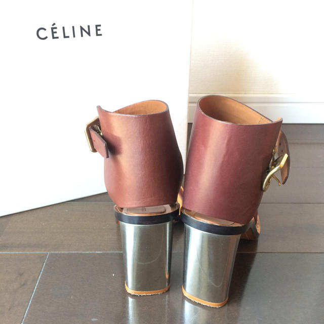 celine(セリーヌ)のceline メタルサンダル レディースの靴/シューズ(サンダル)の商品写真