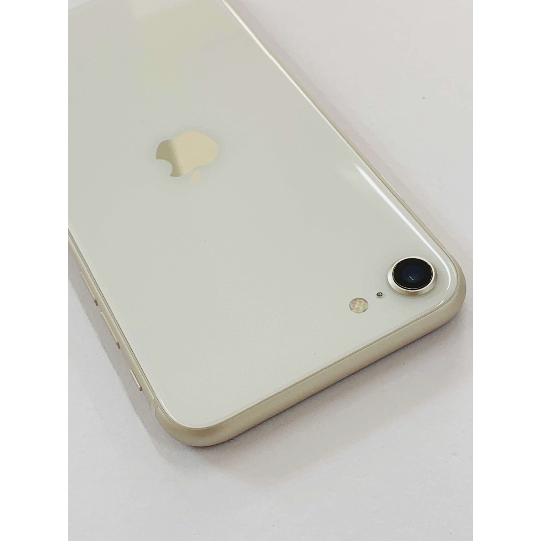 iPhone(アイフォーン)のiPhone SE 第3世代 64GB SIMフリー美品 スマホ/家電/カメラのスマートフォン/携帯電話(スマートフォン本体)の商品写真