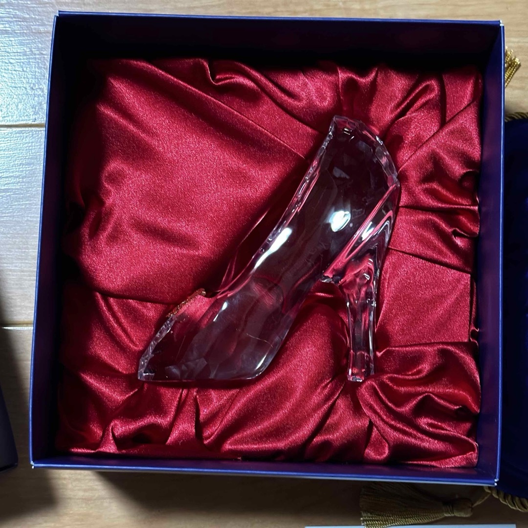 シンデレラ(シンデレラ)の新品 シンデレラ ガラスの靴 電報 ディズニー コレクション インテリア 箱入り インテリア/住まい/日用品のインテリア小物(置物)の商品写真