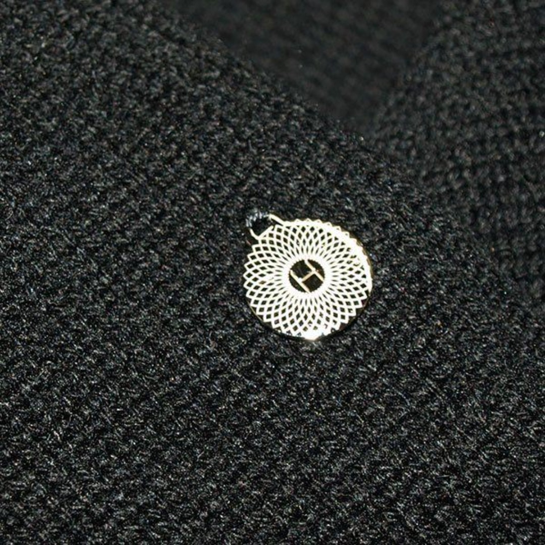 HERMES(エルメス)のエルメス・カシミヤワンピース◇ブラック　36サイズ　クリーニング済み　美品　 レディースのワンピース(ひざ丈ワンピース)の商品写真