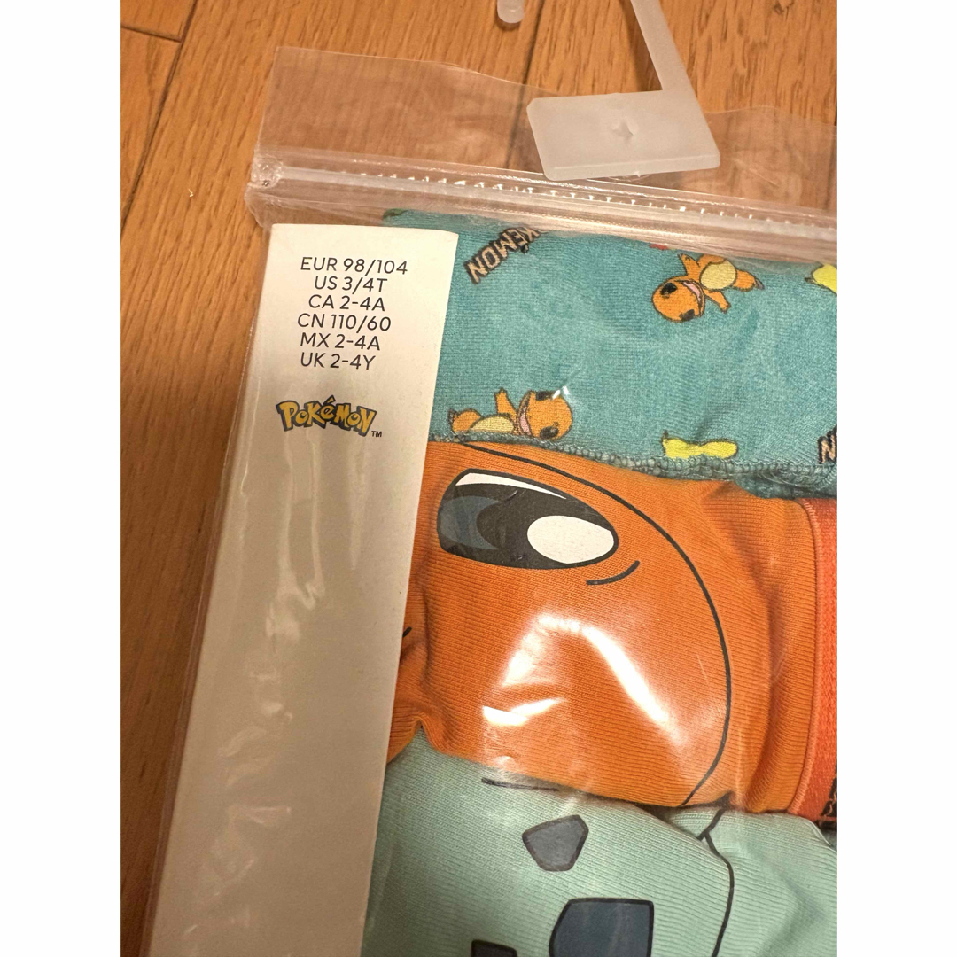 H&M(エイチアンドエム)の未使用h&mポケモンボクサーパンツ5枚セット100〜105cm男の子下着 キッズ/ベビー/マタニティのキッズ服男の子用(90cm~)(下着)の商品写真