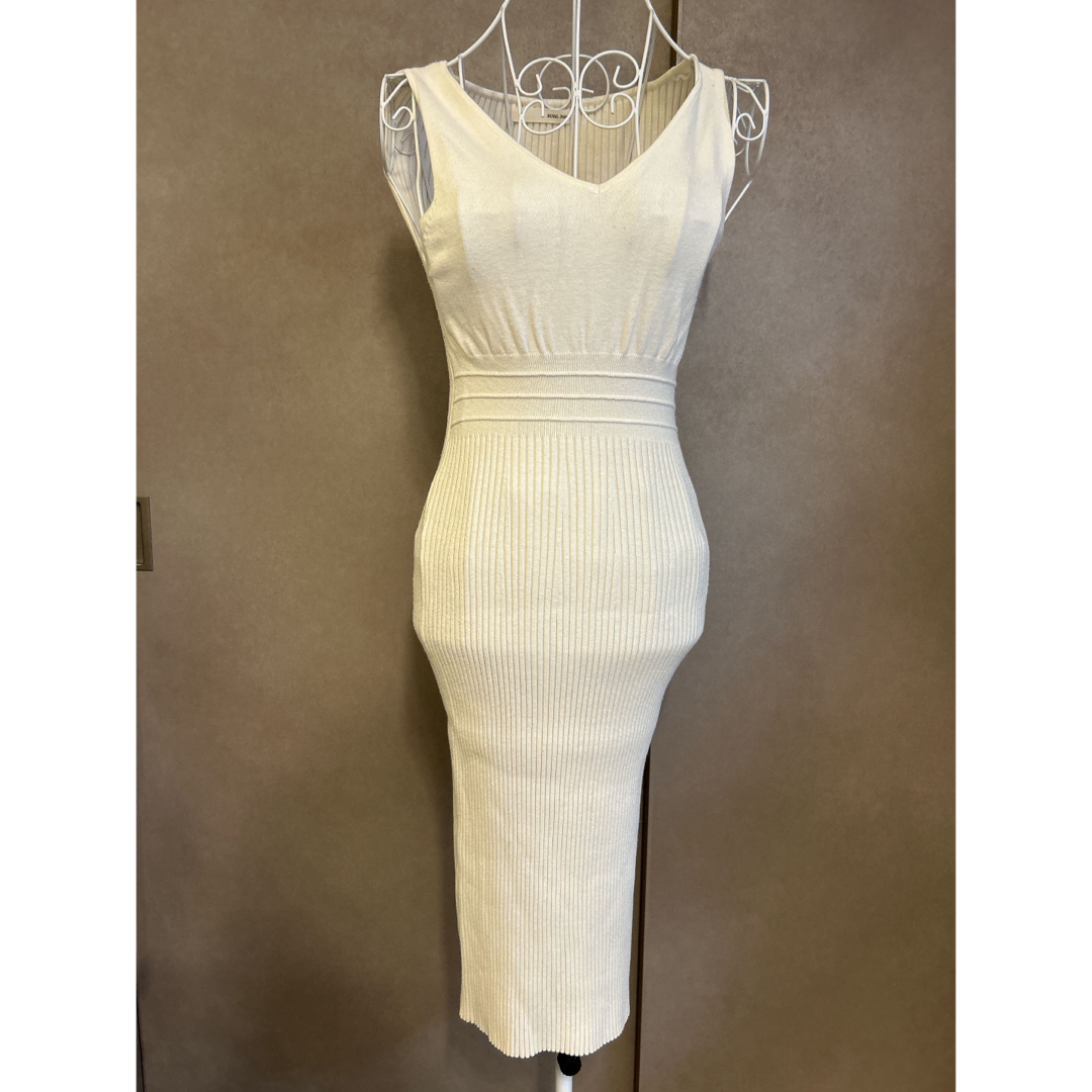 ROYAL PARTY(ロイヤルパーティー)の即購入OK✨ ROYAL PARTY/ワンピース/ドレス/ホワイト/F/733 レディースのワンピース(ひざ丈ワンピース)の商品写真