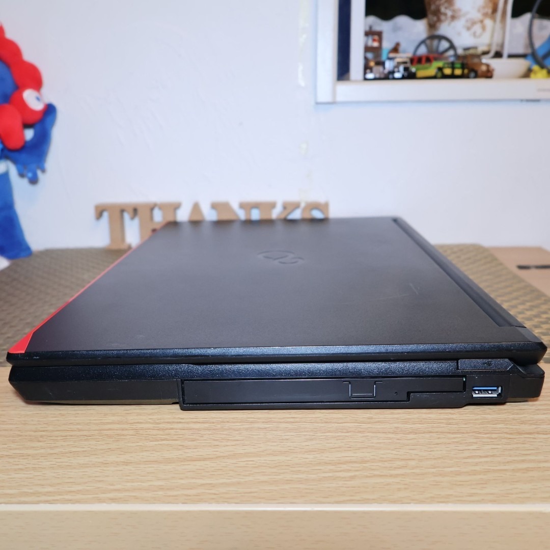 富士通(フジツウ)のWin11公式対応10世代i3/メ8/新品SSD/DVD/無線/HDMI/カメラ スマホ/家電/カメラのPC/タブレット(ノートPC)の商品写真