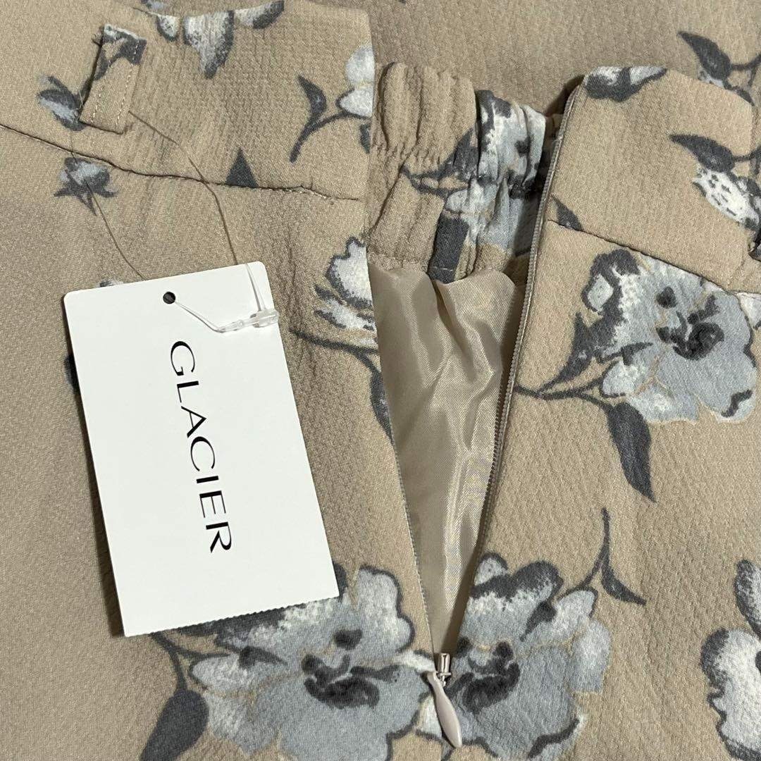 GLACIER(グラシア)の【3775】GLACIER 花柄 膝丈 フレアスカート M レディースのスカート(ひざ丈スカート)の商品写真