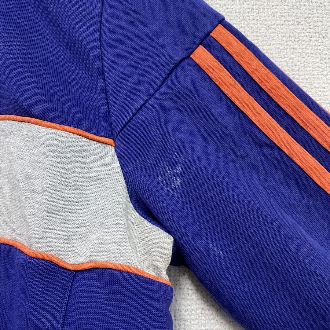 adidas(アディダス)の【2点以上まとめ買いで10％OFF】古着 used　adidas　アディダス　トラックジャケット/ジャージ　紫　パープル　Lサイズ メンズのトップス(ジャージ)の商品写真