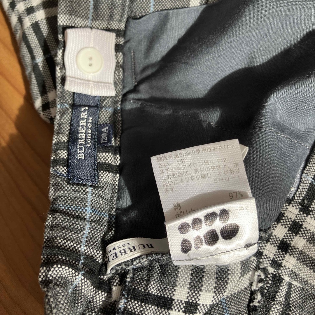 BURBERRY(バーバリー)のバーバリー　パンツ キッズ/ベビー/マタニティのキッズ服男の子用(90cm~)(パンツ/スパッツ)の商品写真