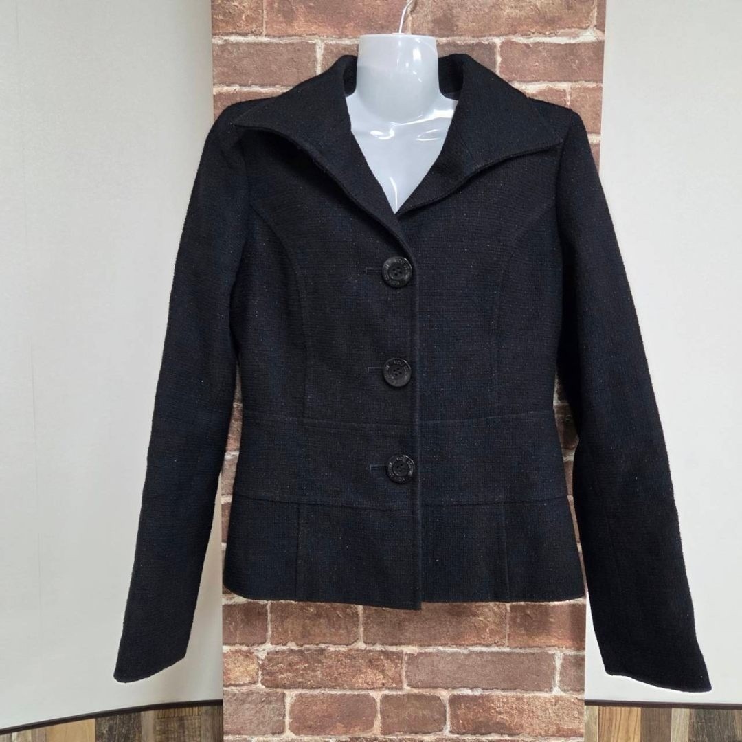 VICKY　ビッキー　ジャケット　ブラック　オープンカラー　ショート丈　サイズ1 レディースのジャケット/アウター(テーラードジャケット)の商品写真