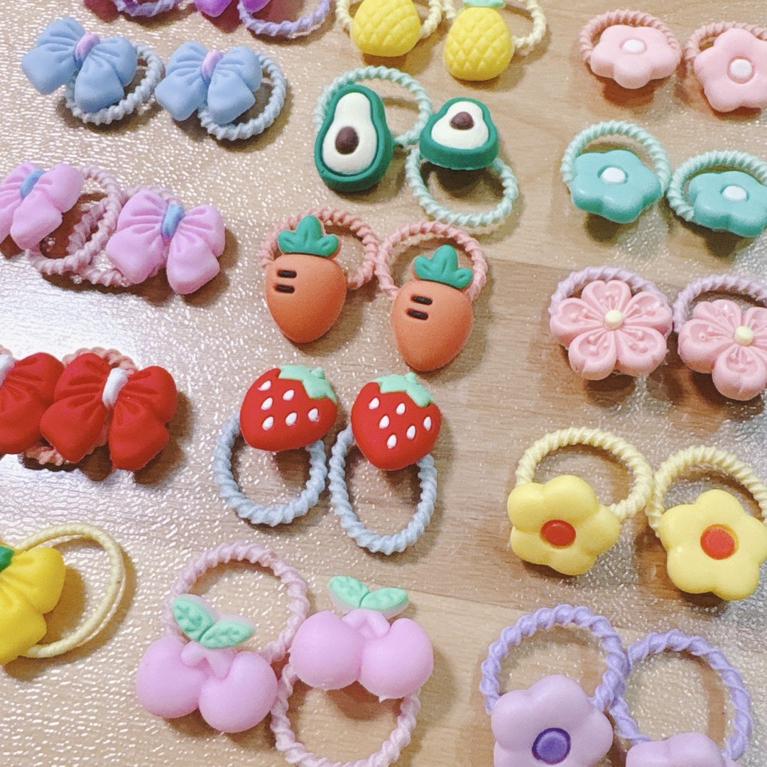 キッズヘアゴム30個セット③ お花　リボン　フルーツ キッズ/ベビー/マタニティのこども用ファッション小物(その他)の商品写真