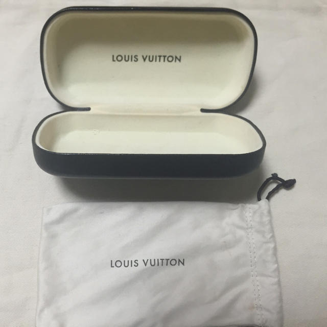 LOUIS VUITTON(ルイヴィトン)のインポートケンジ様専用 ルイヴィトン サングラス   レディースのファッション小物(サングラス/メガネ)の商品写真