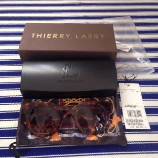 アングローバルショップ(ANGLOBAL SHOP)のTHIERRY LASRY ティエリーラスリー サングラス(サングラス/メガネ)