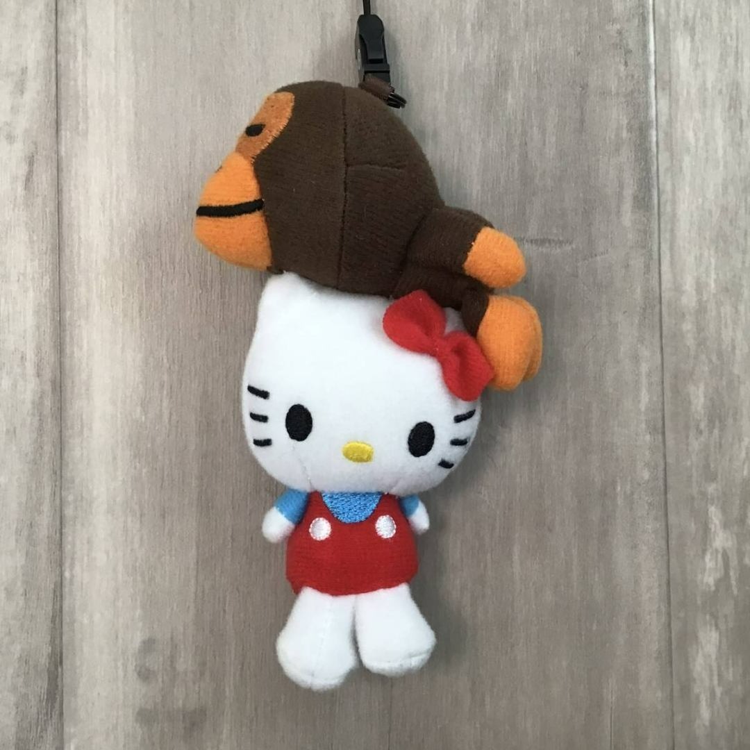 A BATHING APE(アベイシングエイプ)のBAPE サンリオ キティ マイロ モバイルクリーナー sanrio スマホ/家電/カメラのスマホアクセサリー(ストラップ/イヤホンジャック)の商品写真