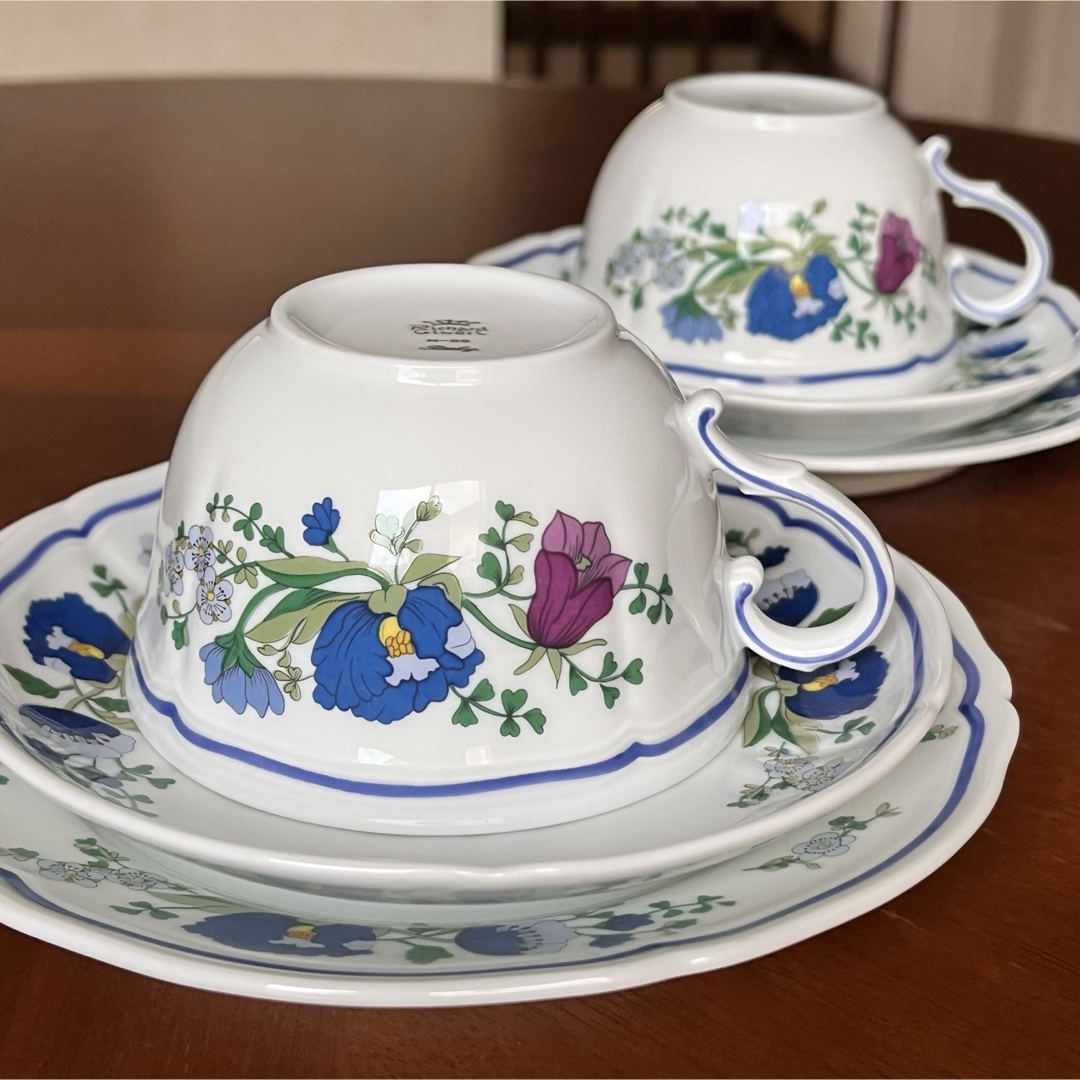 Richard Ginori(リチャードジノリ)の【レア美品】リチャードジノリ★アガサブルー★トリオペア インテリア/住まい/日用品のキッチン/食器(グラス/カップ)の商品写真