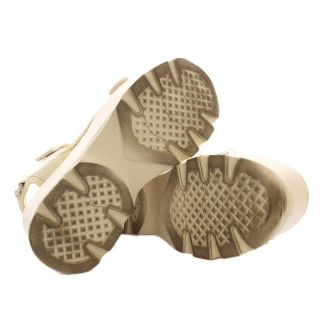 SNIDEL(スナイデル)のスナイデル ソフトスニーカーソールサンダル 厚底 M 23.5cm アイボリー レディースの靴/シューズ(サンダル)の商品写真