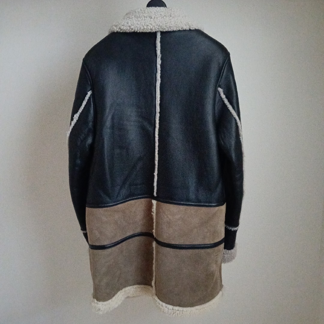 LOVELESS(ラブレス)の定価25万 LOVELESS ラムレザー リアルムートンバイカラーコート メンズのジャケット/アウター(レザージャケット)の商品写真
