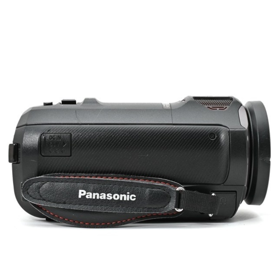 ＜良品＞ Panasonic 4Kビデオカメラ VX985M 64GB ブラック スマホ/家電/カメラのカメラ(ビデオカメラ)の商品写真