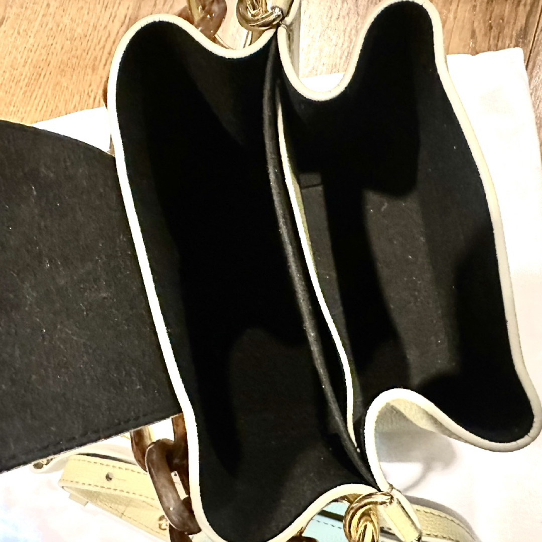 TOMORROWLAND(トゥモローランド)のYUZEFI バッグ レディースのバッグ(ハンドバッグ)の商品写真