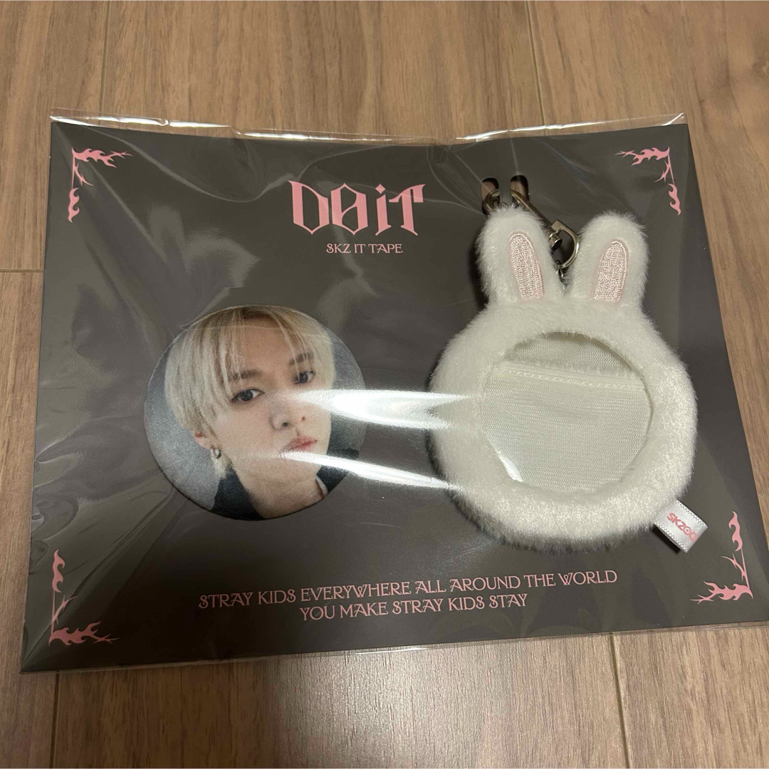 Stray Kids(ストレイキッズ)のリノ⭐️StrayKids do it ポップアップ ソフトフェイスバッジ カバー エンタメ/ホビーのタレントグッズ(アイドルグッズ)の商品写真