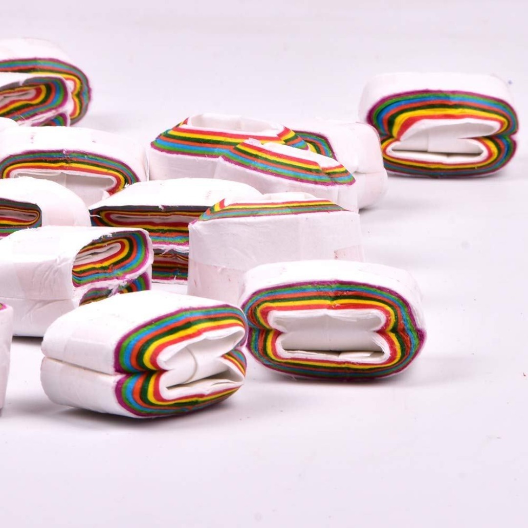 【特価商品】【手品 マジック】マウスコイル リボンタイプ 口から紙を吐き出す 1 キッズ/ベビー/マタニティのおもちゃ(その他)の商品写真