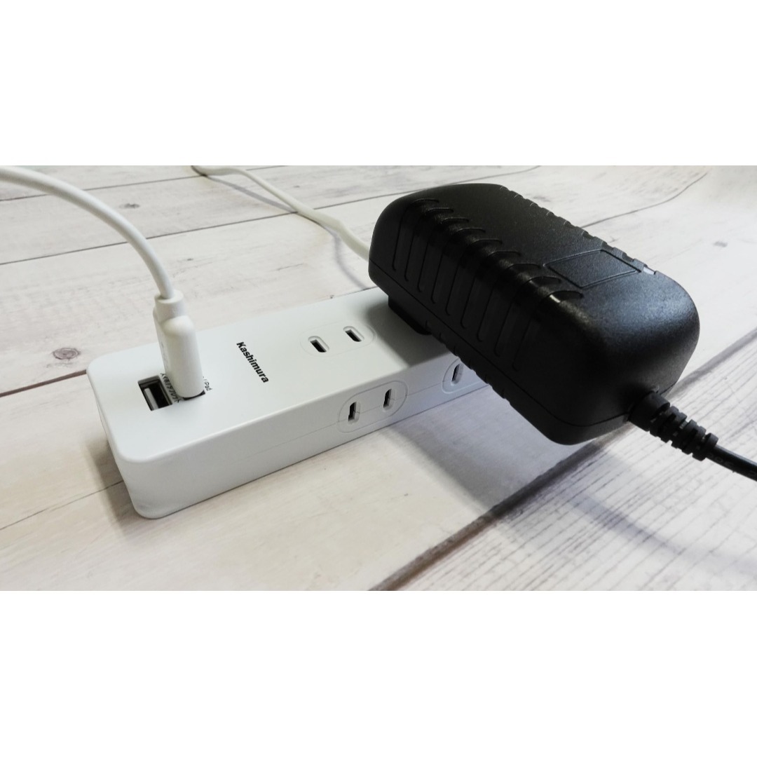 カシムラ ケーブルを本体に巻きつけられる電源タップ! USB-A×2付き 国内/ スマホ/家電/カメラのPC/タブレット(PC周辺機器)の商品写真