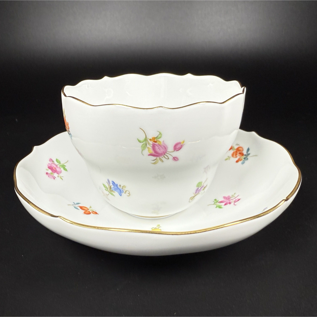 MEISSEN(マイセン)の未使用 マイセン 金彩 散らし小花 コーヒーカップ＆ソーサー 1客①、1級品 インテリア/住まい/日用品のキッチン/食器(食器)の商品写真