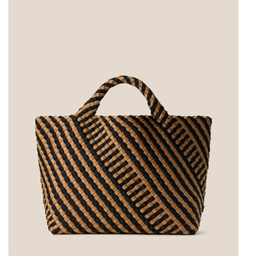 TOMORROWLAND(トゥモローランド)のNAGHEDI/ ミックスカラー　ミドルサイズ レディースのバッグ(トートバッグ)の商品写真