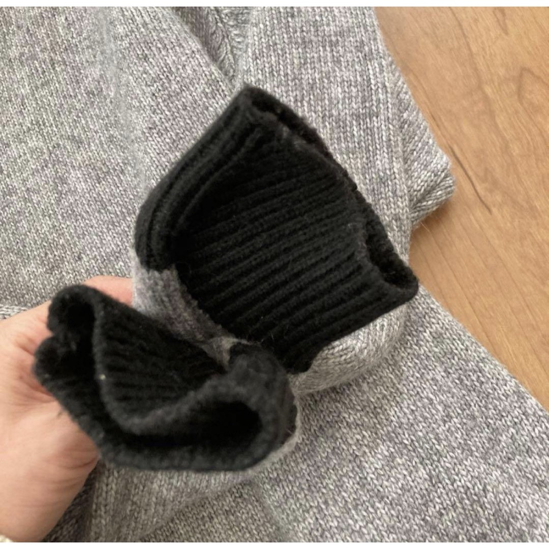 COMME CA ISM(コムサイズム)の9号　COMME CA ISM グレー・黒 ニットセーター レディースのトップス(ニット/セーター)の商品写真