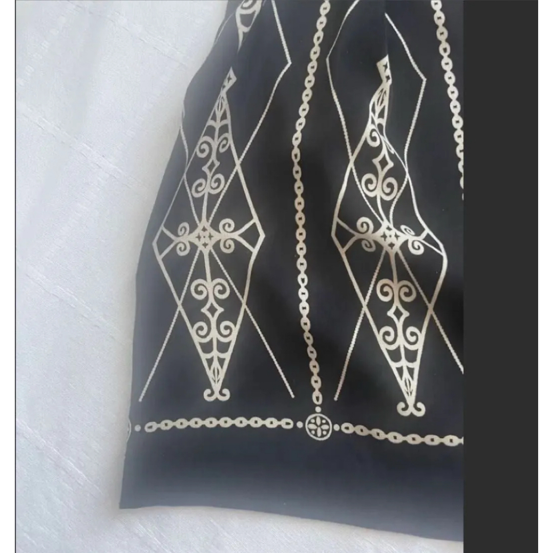 -15%歓迎●黒【上品】しっかり生地の日本製　Aライン スカート 膝丈 裏地あり レディースのスカート(ひざ丈スカート)の商品写真