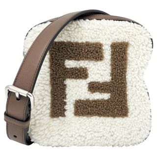 FENDI - 【未使用品】FENDI フェンディ トースト型 ホワイト