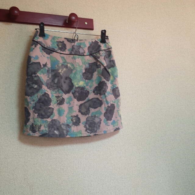 MURUA(ムルーア)の花柄  スカート レディースのスカート(ミニスカート)の商品写真