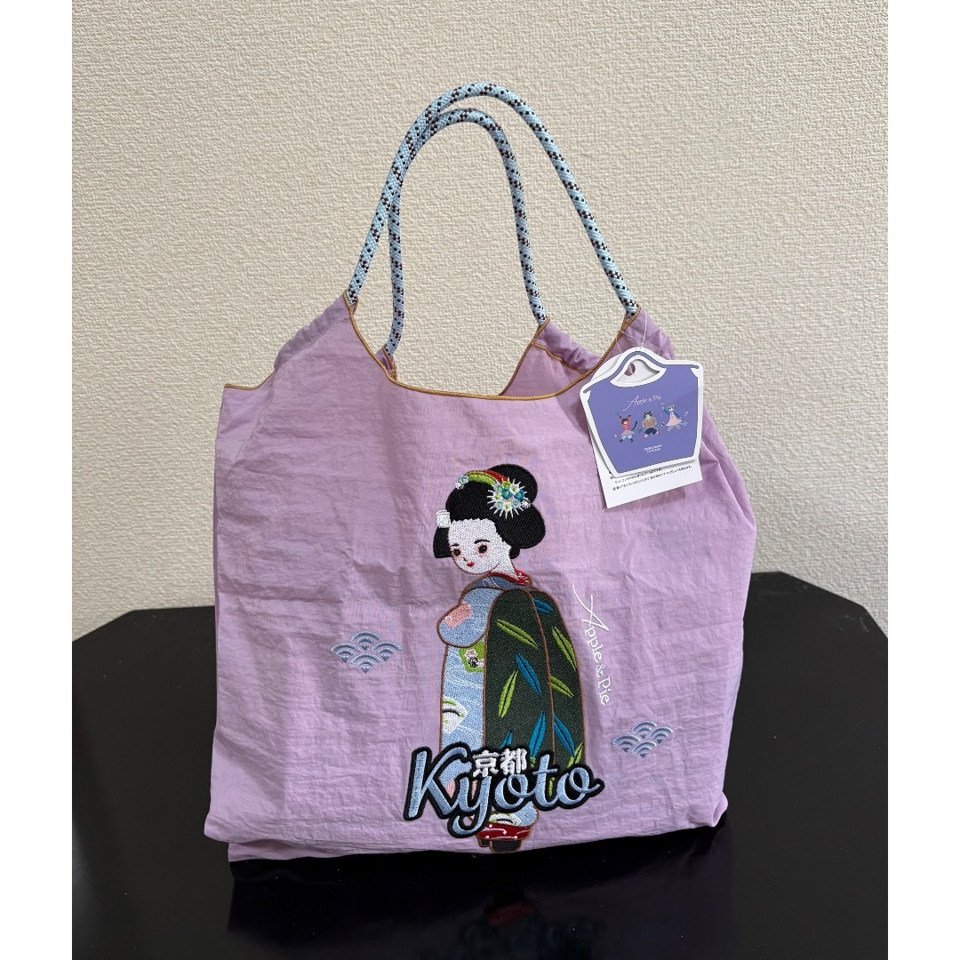 BURBERRY BLUE LABEL(バーバリーブルーレーベル)の❤️新品タグ付きとても可愛い♪刺繍エコバッグ京都 舞妓柄Ball＆Chain風♪ レディースのバッグ(エコバッグ)の商品写真