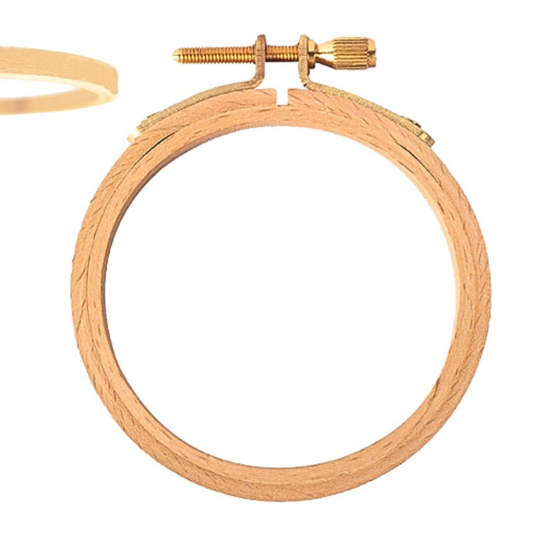 【在庫セール】[ママゆるり] ブナ材刺繍枠1個　直径10.5㎝ ネジ式 銅メッキ ハンドメイドの素材/材料(生地/糸)の商品写真