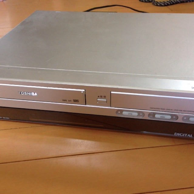 東芝(トウシバ)のジャンク 東芝 RD-XV81 DVD VHSレコーダー  スマホ/家電/カメラのテレビ/映像機器(DVDレコーダー)の商品写真