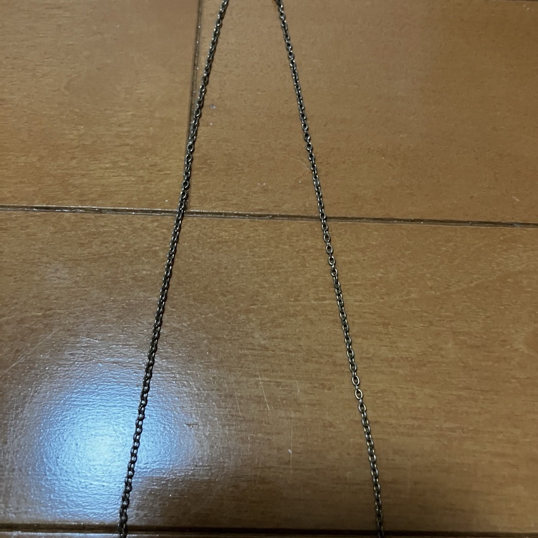 【美品】 ネックレス 透明 キラキラ シンプル ☆おでかけやイベントなどに♪ レディースのアクセサリー(ネックレス)の商品写真