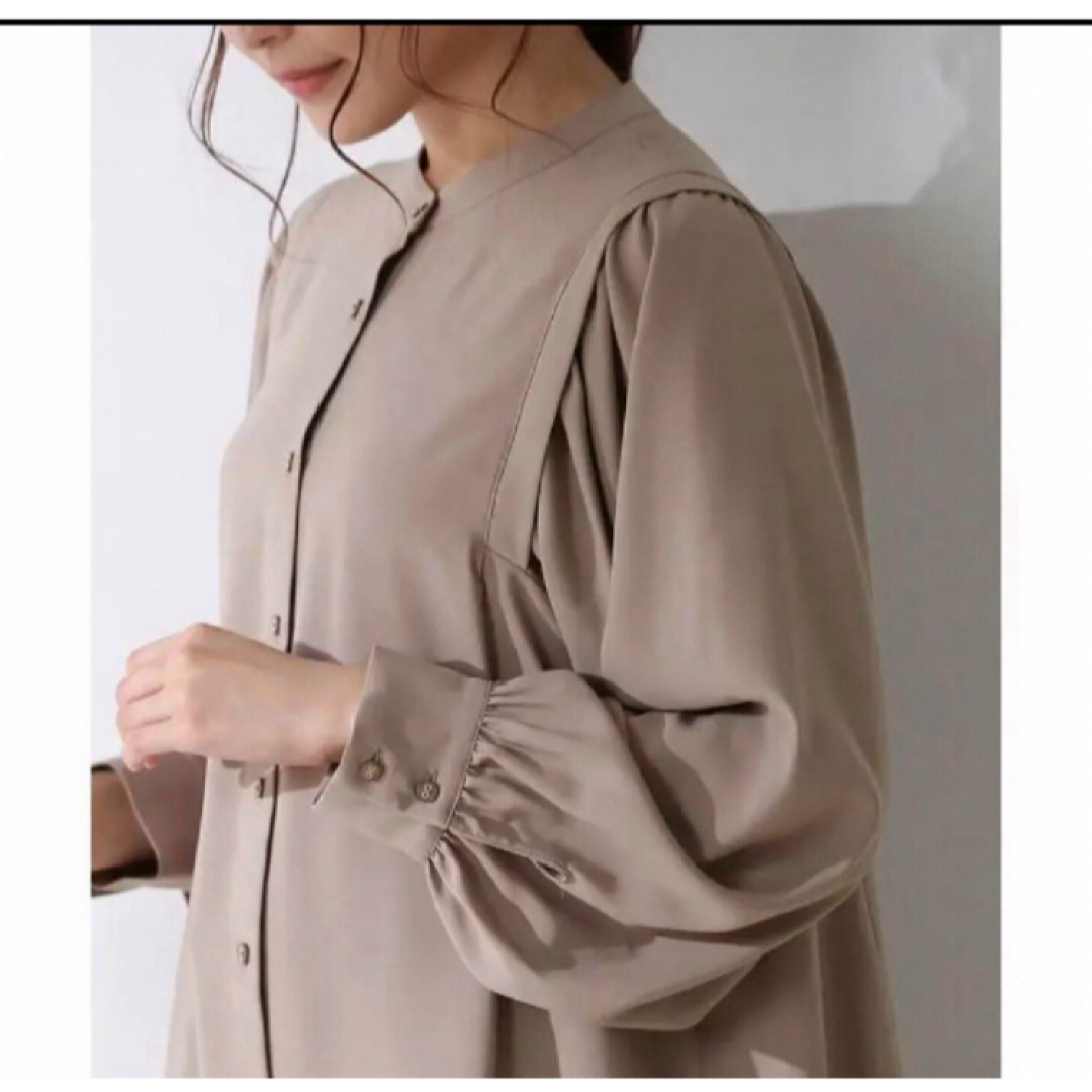 GLACIER(グラシア)のHoneys ボリューム袖ブラウス　茶色 レディースのトップス(シャツ/ブラウス(長袖/七分))の商品写真