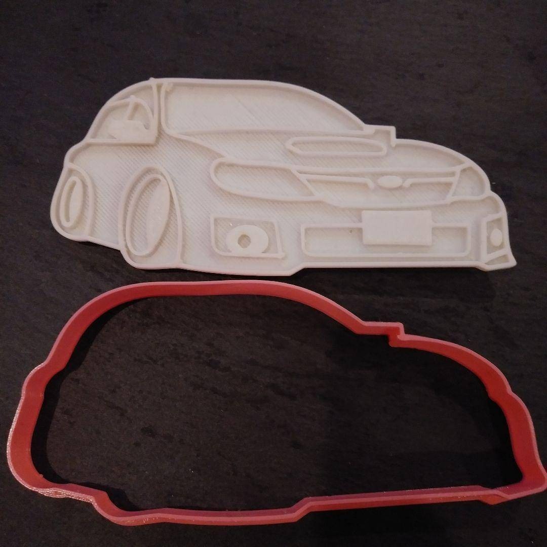 【C103】スポーツカー※ スタンプクッキー型 　大きめサイズ WRX① インテリア/住まい/日用品のキッチン/食器(調理道具/製菓道具)の商品写真