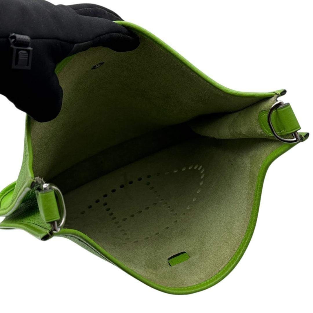 HERMES(エルメス)の【未使用に近い】エルメス エブリン1 GM ショルダーバッグ アップルグリーン レディースのバッグ(ショルダーバッグ)の商品写真